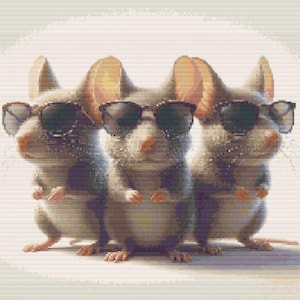 Puede incluir: Tres ratones grises con gafas de sol negras. Los ratones están de pie uno al lado del otro, mirando hacia adelante.