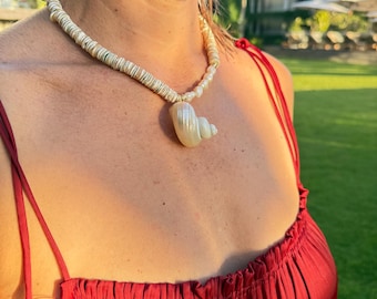 STELLA necklace | Coastal Shell Pendant Necklace | Handmade Heishi Bead Necklace | Beach Boho Jewellery | Natural Shell Necklace