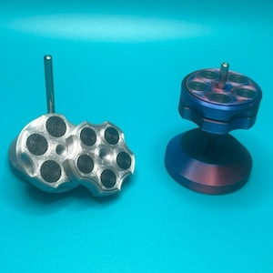Flipster Revolver: The Ultimate Levitating Fidget! Desktop Decor