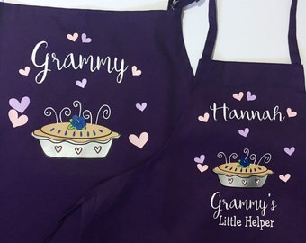 Grandma and grandchild matching aprons, nana apron, pie baking apron set, mommy and  me, personalized bib apron, Mother’s Day gift