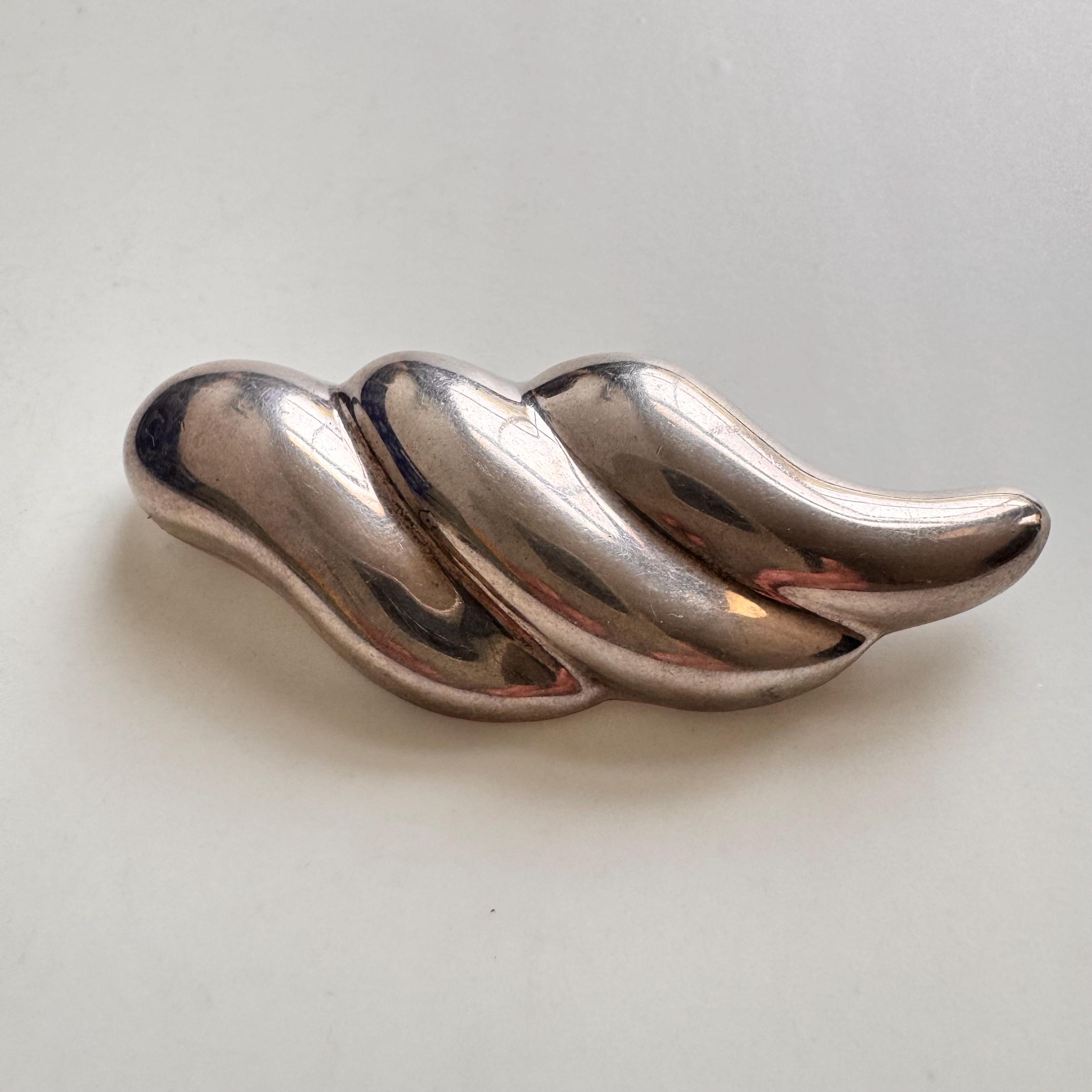 Zina Sherman Modern Swirl / Shell Sterling Silver Brooch - Etsy