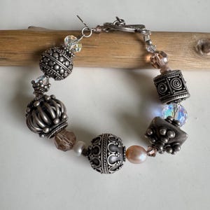 Tres Jolie Silver and Crystal Beaded Gorgeous Vintage Bracelet.