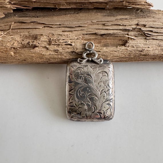 Edwardian Sterling Silver Rectangular Floral Etch… - image 2