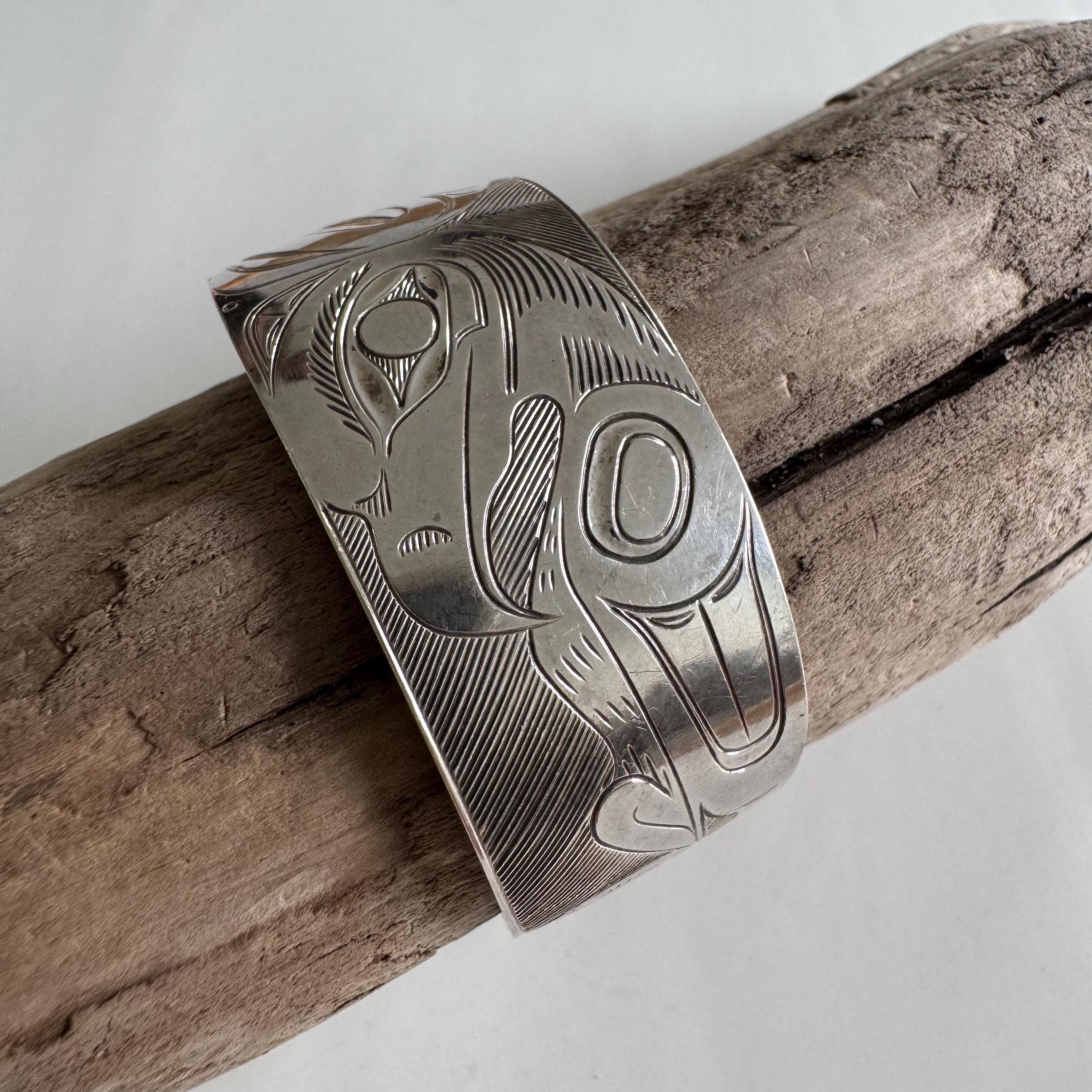 ヴィンテージ！Silver Wavy Cuff ブレスレット　#2 Haida Artisan George Yeltatzie Silver Eagle and Heron Cuff
