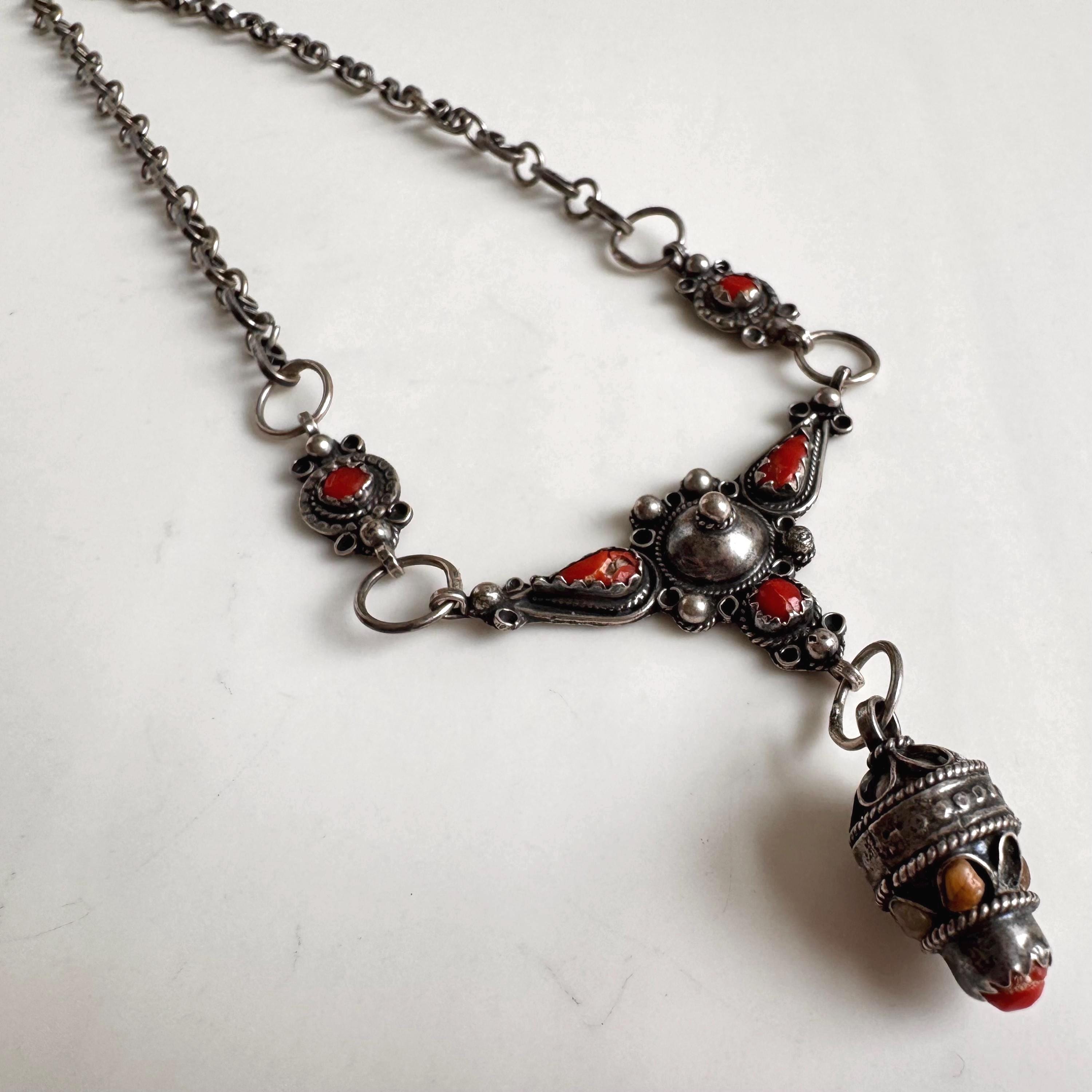 Collier Berbère Kabyle En Argent Sterling Avec Grenats - Plastron Traditionnel - Bijou Occasion
