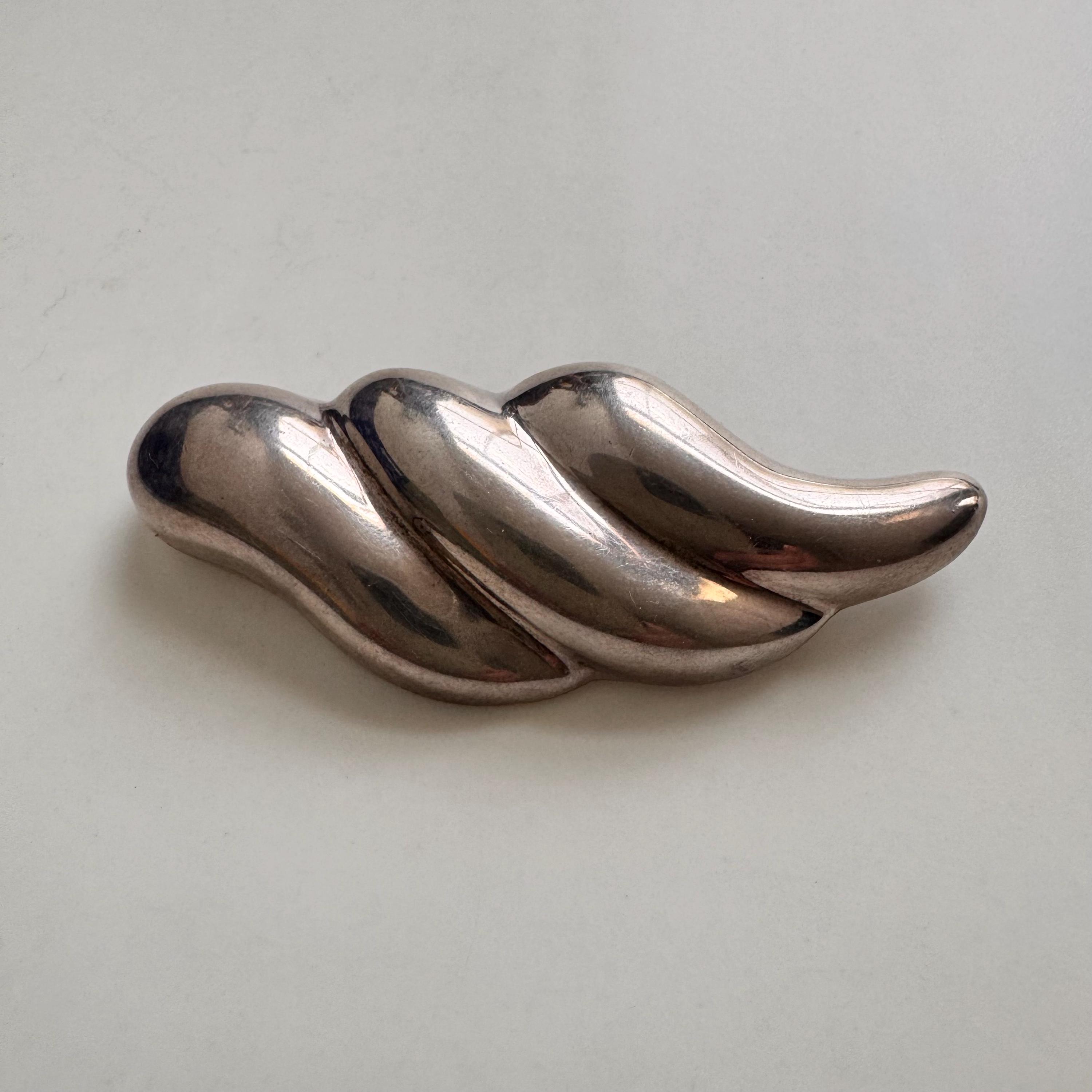 Zina Sherman Modern Swirl / Shell Sterling Silver Brooch - Etsy