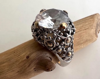 Anillo Art Deco de Cuarzo CZ Plateado con Detalles Dorados, Llamativo y Atrevido / 6,75 US