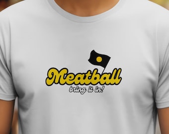 Almôndega, traga-a para dentro. Camiseta engraçada de gola redonda unissex. Camiseta de corrida Sim. Presente para ele. Vestuário para automobilismo. Camisa iRacing. Camiseta meme.