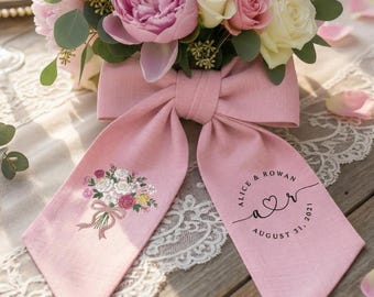 Corona de ramo de novia bordada personalizada con lazo, fajín de lino con monograma personalizado, recuerdo floral para novias, regalo de aniversario de bodas
