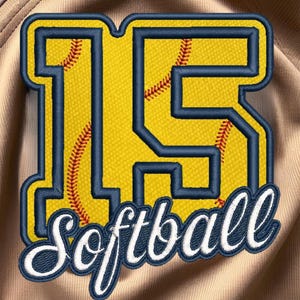 Könnte beinhalten: Ein gelber und marineblauer Softball-Trikot-Patch mit der Nummer "15" und dem Wort "Softball" in weißen Buchstaben.