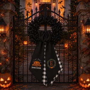 Guirnalda personalizada de calabazas bordadas para Halloween, decoración otoñal para la puerta principal, colgador de puerta con inicial monograma imagen 4