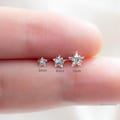 16G 18G 20G Implant Grade Titanium Threadless CZ Star Flat Back Labret Stud, Push Pin, Cartilage Tragus Conch Helix, Nose Stud, Gold/Silver