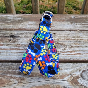 Step in dog harness, paw prints, dog harness step-up, easy to use harness, halter, colorful paw, adjustable dog harness, Step-In Dog harness