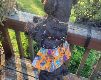 Hallloween Dog Harness Dress, Skirted halter, Dog Dress halter leash Halloween  Holiday print dress