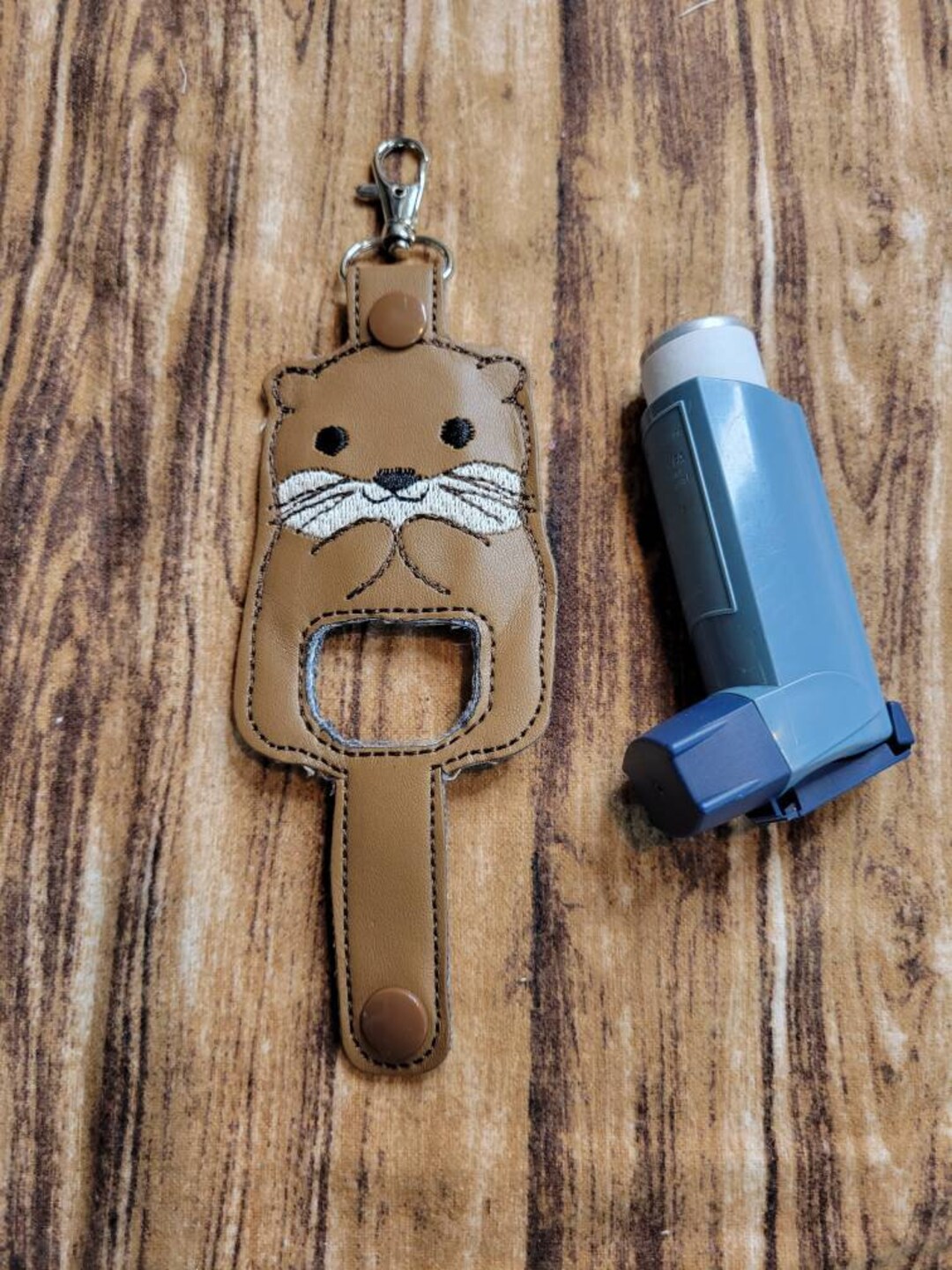 Inhaler Cuff Key Otter Inhaler Holder Keychain, Cute Sea Otter Inhaler Holder Case Key ...