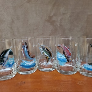 Set of 5 Vintage Sintzenich &quot;World Record Catch&quot; Fishing Beer Mugs