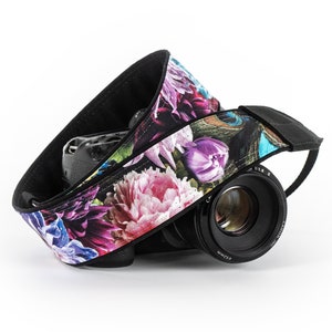 Camera Strap, Photo Flowers