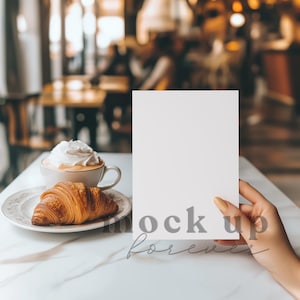 5x7 Cafe Brunch Invitation Mock up przy użyciu PSD, Smart Object, Wedding Invite Makieta, Realistyczna pocztówka, Łatwa kartka z pozdrowieniami Photoshop