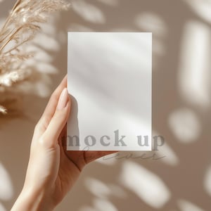 5x7 Boho Chic Hochzeitseinladung Mockup mit PSD, Smart Objekt, Romantisches Invite Mockup, Realistische Postkarte, Einfache Photoshop Grußkarte