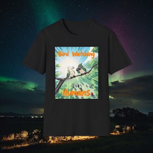 Camiseta "Humanos Observadores de Aves", unisex, ilustración de aves estilo anime, diseño de destellos brillantes, divertida camiseta de dibujos animados de pájaros, para amantes de la naturaleza.