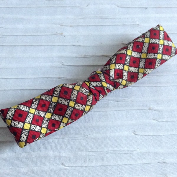 Mid Century Clip on BowTie.  Red White and Gold.   Vintage 1960 Bowtie,  Bow tie.  Mod, Eames era, Mad Men, Beatles, Rockabilly