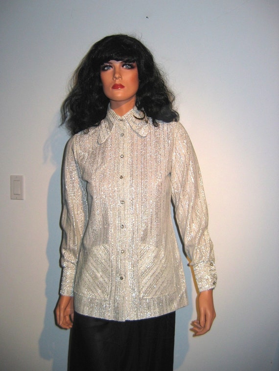 Vintage HOT, 60's Silver Lurex Blouse or tunic. R