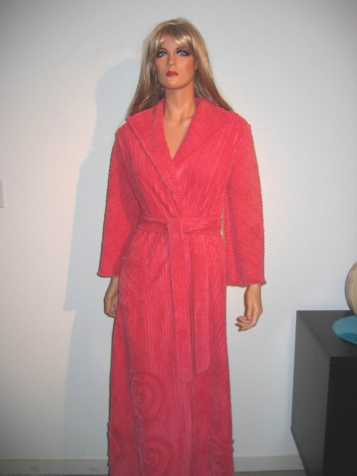 Vintage Chenille ROBE Bathrobe. Floor length Robe. 1960s. Etsy