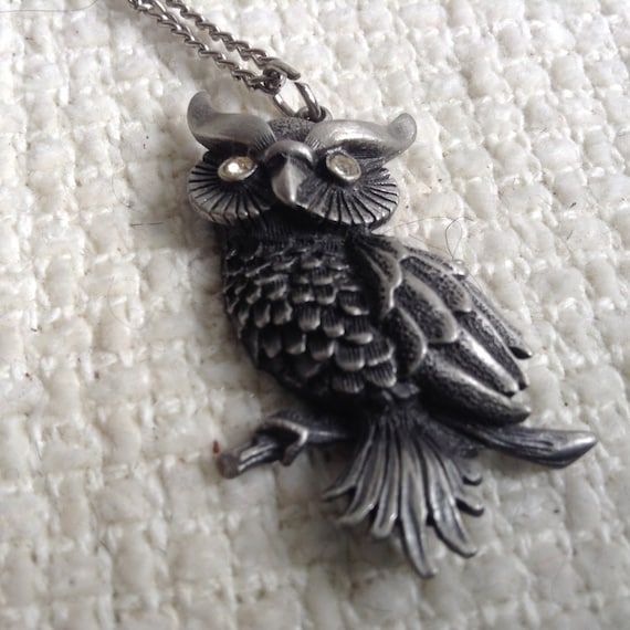 MOD groovy Owl PENDANT necklace.  Silver tone met… - image 1