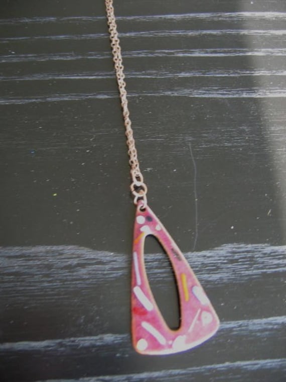 Enamel pendant, Necklace.  2.25 inch.  Hippie Love child. Vintage 1960's