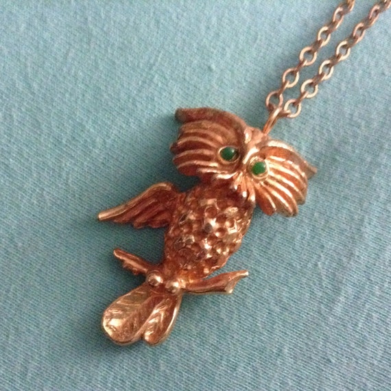 MOD groovy Owl PENDANT necklace.  Gold tone metal… - image 2