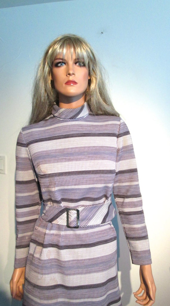 Vintage 1960, MOD, Mini, shift dress.  Belted.  C… - image 2