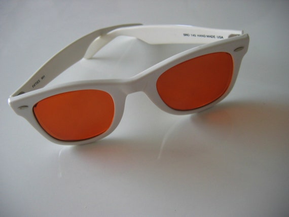 White Wayfarer style Rx sunglasses by SRO.  Outst… - image 1
