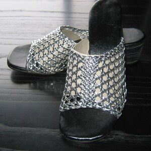 60&#39;s 70&#39;s Silver slides, Shoes.  Chunky Heel.  Vintage, Hippie, Ethnic, Boho, Summer of LOVE.  Woodstock