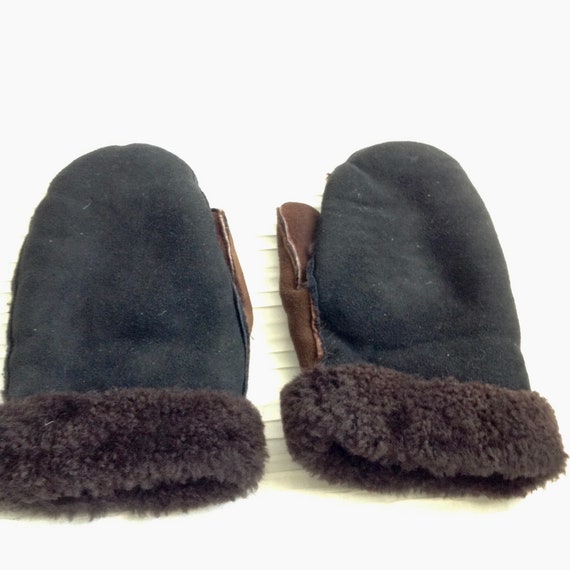 Sheepskin Fleece Mittens.   VINTAGE women Gloves, 