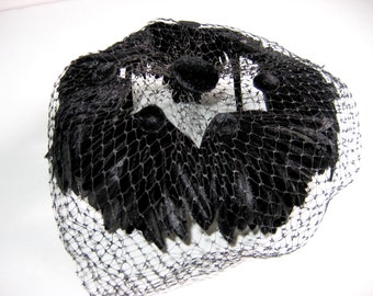 Vintage 50's Black veiled hat.  Netting. mad men. Jackie O, Vintage 1950,  Velvet feathered hat.  Rockabilly.