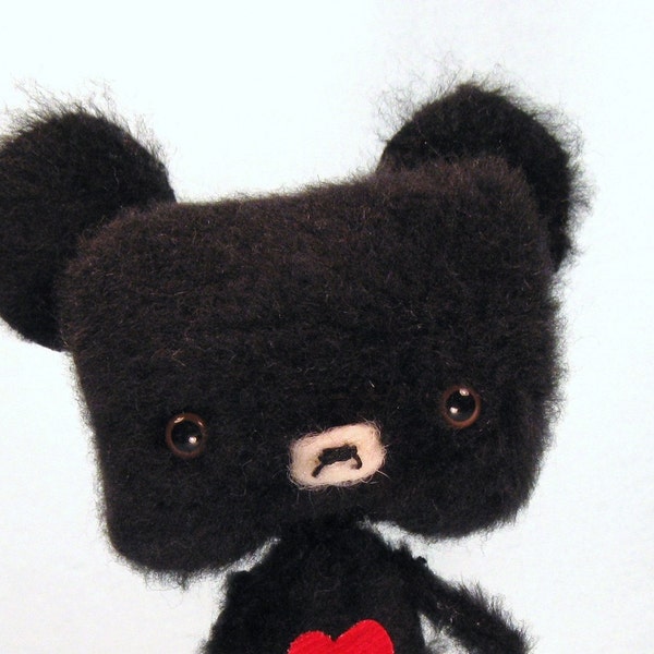Miniature Anime Artist Teddy Bear - Wee Grizzly