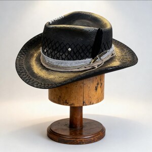 Rzadki, ręcznie robiony, zabytkowy kapelusz kowbojski Fedora | Mystic Soul – spersonalizowany kapelusz – Gifteds – gift!gifttings
