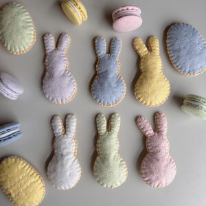 Easter Bunny Sugar Cookies - Wool Blend Felt - for Montessori Learning, Pretend Play, Dramatic Play, Play Kitchen, Felt Food for Children