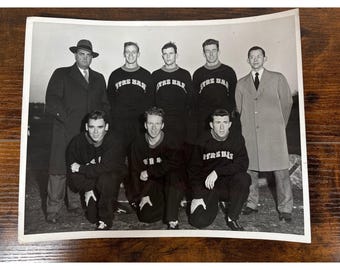 Vintage Notre Dame Fighting Irish Team Foto Schwarz Weiß Collegiate Sport