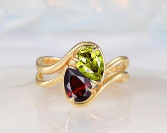 Toi et Moi Garnet & Peridot Birthstone Ring Set Pear Stone Gold Ring Solid Gold Wave Stackable Ring Couple Anniversary Gift For Her