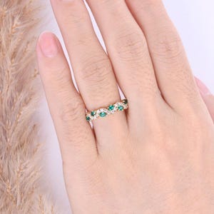 Vintage Wave Floral Cluster Emerald Moissanite Wedding Band Unique Wedding Ring Pear Emerald Solid Gold Mixed Multi Stones Stacking Ring