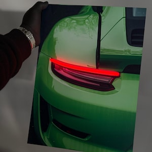 Letrero de neón de Porsche: Arte mural LED de superdeportivo de lujo, decoración de garaje personalizada, luz de cueva de hombre inspirada en las carreras, regalo para amantes de los coches.