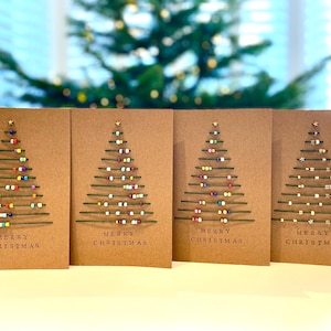 Cartes de sapin de Noël brodées à la main