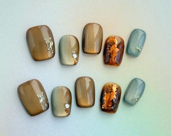 Cat Eye Press On Nails Fall Winter Set Brown Gold Blue Chrome Gradient Aurora Glow Short Squoval Shape Handmade Reusable Everyday Gift Idea