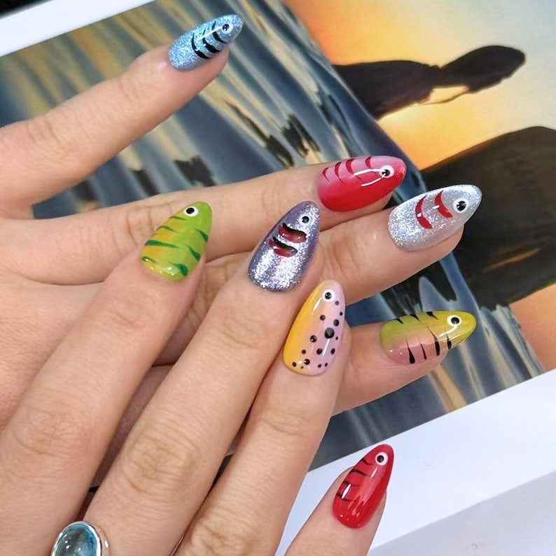 Effect Colorful Hand-Painted Fishing Bait Design Short