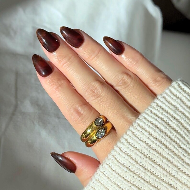 Tortoiseshell Press On Nails Short Almond Shape Espresso Brown Milky Coffee