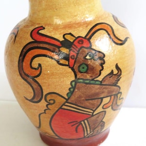 AZTEC MAYA 6" PRE-Columbian influence polychrome pottery,vintage vase,copy of ancient MesoAmerican art,figures,clay folk art sculpture