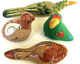 4 FOLK ART BIRDS,Mexico,Ecuador,Costa Rica,wood,pottery,handmade, hand painted,bright colors,vg condition,green,red,beige,brown,black,blue