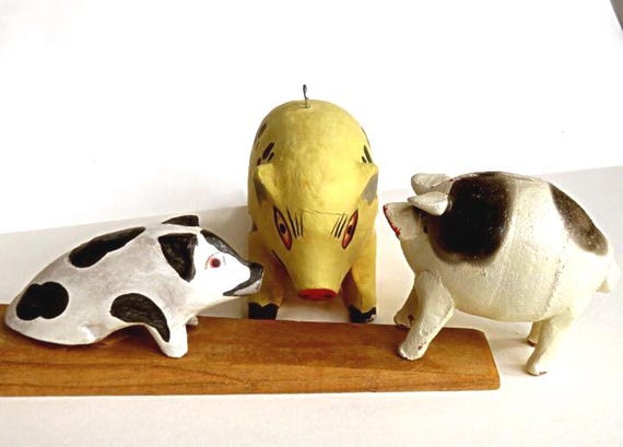 3 LITTLE PIGS,FOLK Art,Mexico,Indonesia,vintage hand painted wood,ceramic,small,medium,good enjoyed condition,piggy bank,wingless flying pig