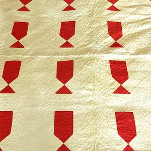 ANTIQUE Quilt HAND STITCHED,late 1890&#39;s to early 1910&#39;s,wine glasses,goblets,geometric red and warm white pattern,81&quot;x82&quot;summer quilt,vg,